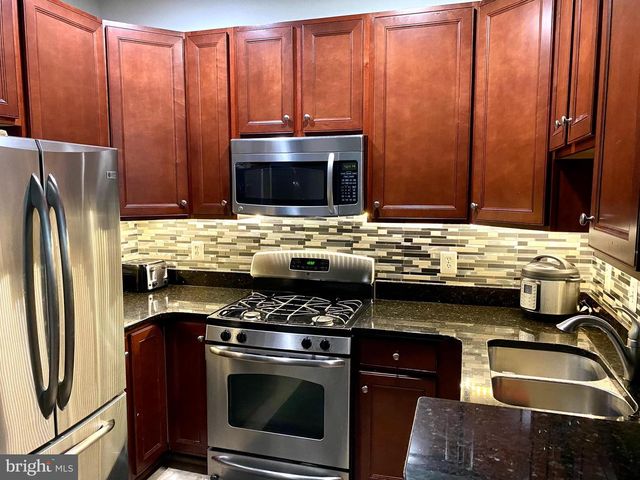 15181 LANCASHIRE DR, Woodbridge, VA 22191