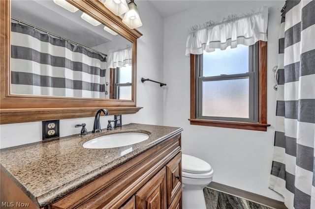 3929 E 365th Street, Willoughby, OH 44094