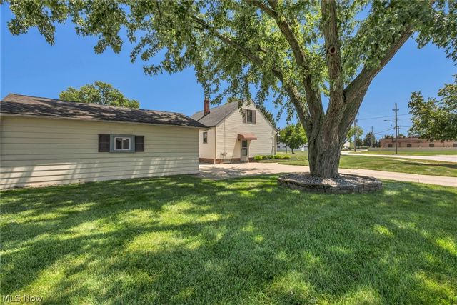 3929 E 365th Street, Willoughby, OH 44094
