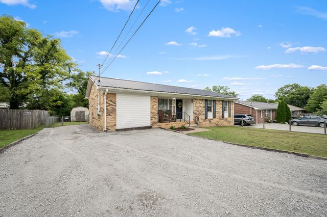 335 Maplewood Dr, Shelbyville, TN 37160