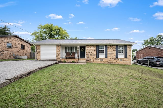 335 Maplewood Dr, Shelbyville, TN 37160