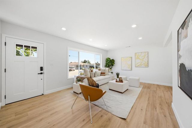 2238 Charles Way, El Cajon, CA 92020