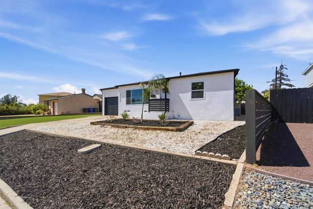 2238 Charles Way, El Cajon, CA 92020