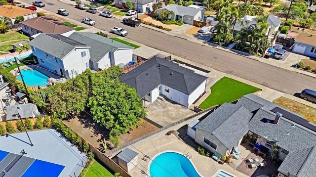 2238 Charles Way, El Cajon, CA 92020