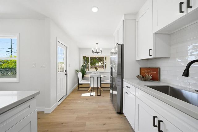 2238 Charles Way, El Cajon, CA 92020