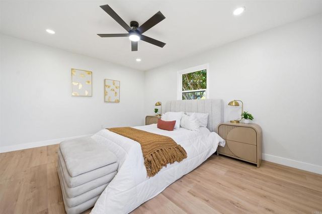 2238 Charles Way, El Cajon, CA 92020