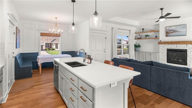 19610 W 196th Terrace, Spring Hill, KS 66083
