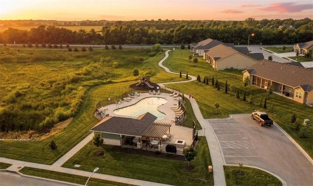 19610 W 196th Terrace, Spring Hill, KS 66083