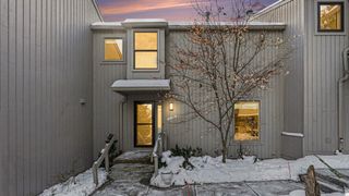 2176 Overlook Court, Ann Arbor, MI 48103