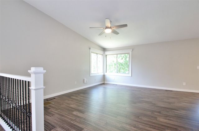 1062 Woodland Park Drive, West Des Moines, IA 50266