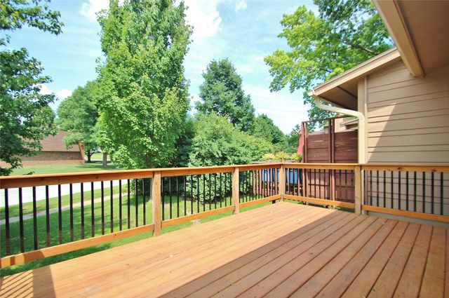 1062 Woodland Park Drive, West Des Moines, IA 50266