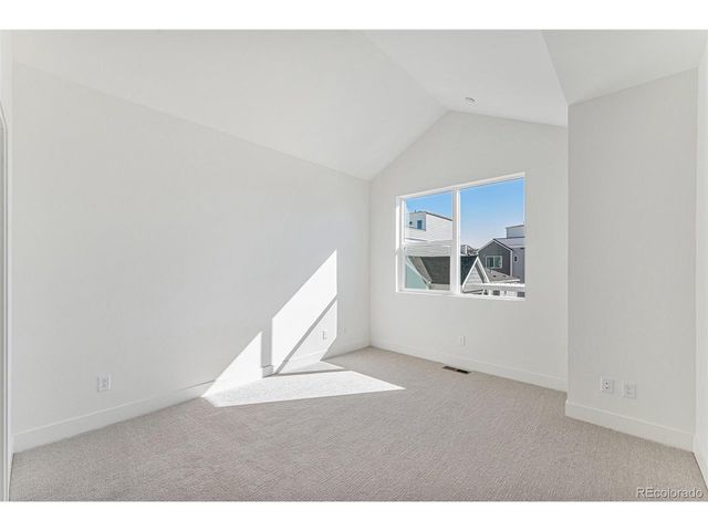 888 S Valentia St 11-102, Denver, CO 80247