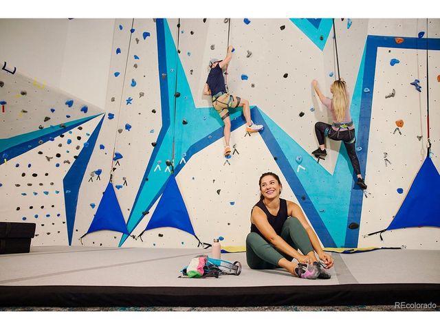 888 S Valentia St 11-102, Denver, CO 80247