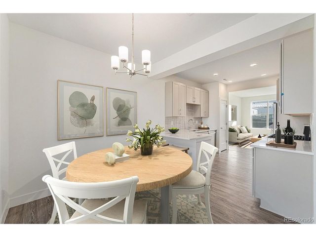 888 S Valentia St 11-102, Denver, CO 80247