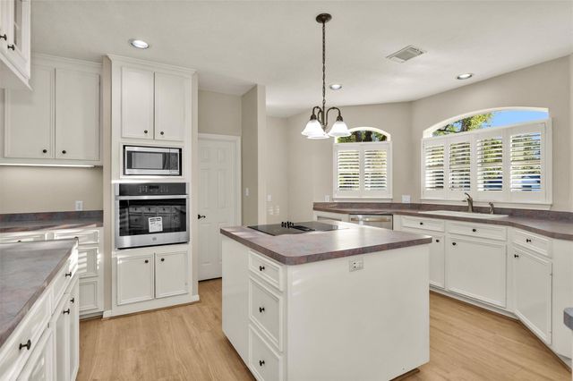 12385 Aries Loop S, Willis, TX 77318