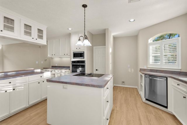 12385 Aries Loop S, Willis, TX 77318