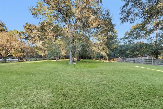 12385 Aries Loop S, Willis, TX 77318