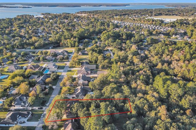 12385 Aries Loop S, Willis, TX 77318