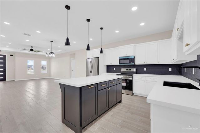 4120 S Kemp Avenue, Edinburg, TX 78542