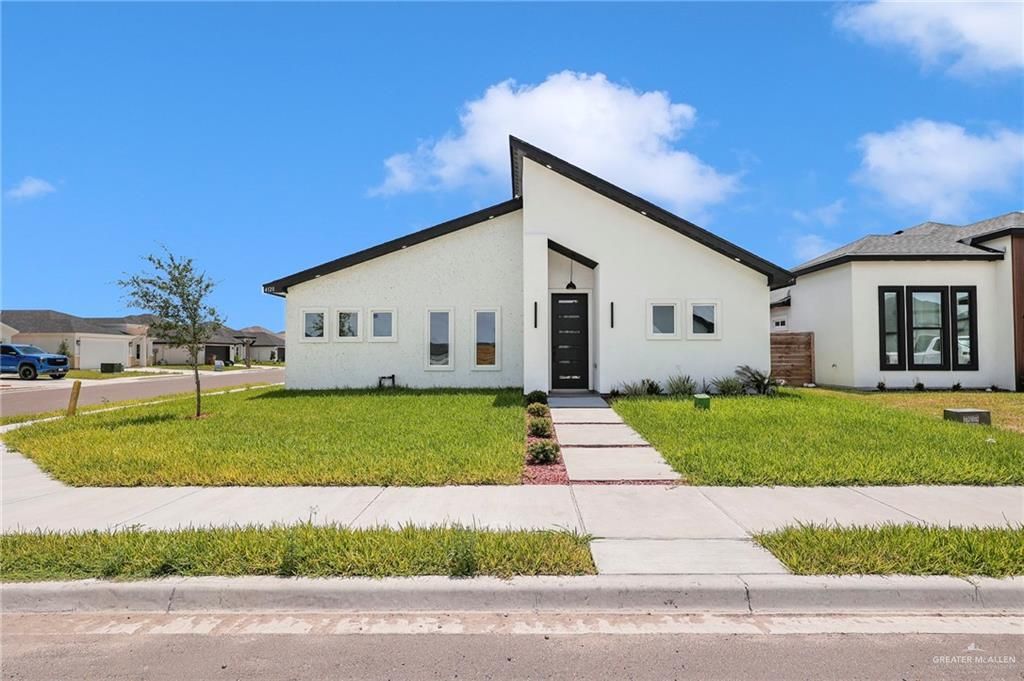 4120 S Kemp Avenue, Edinburg, TX 78542