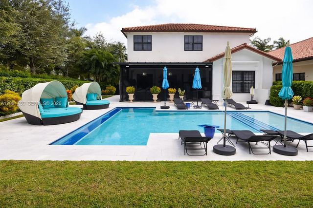 8537 NW 39th Court, Cooper City, FL 33024