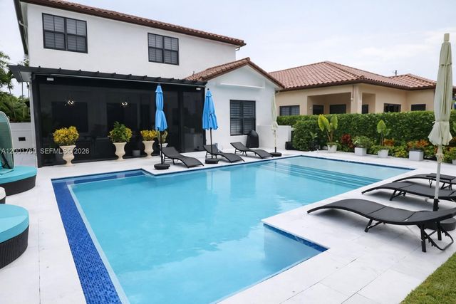 8537 NW 39th Court, Cooper City, FL 33024