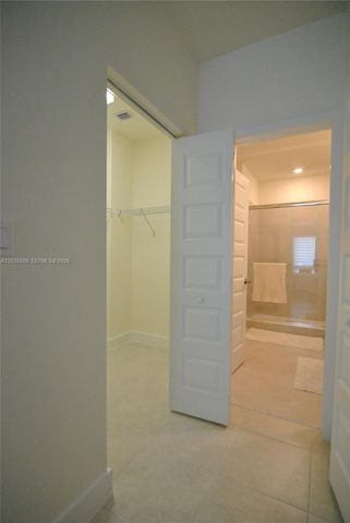 8301 NW 41st 302 302, Doral, FL 33166