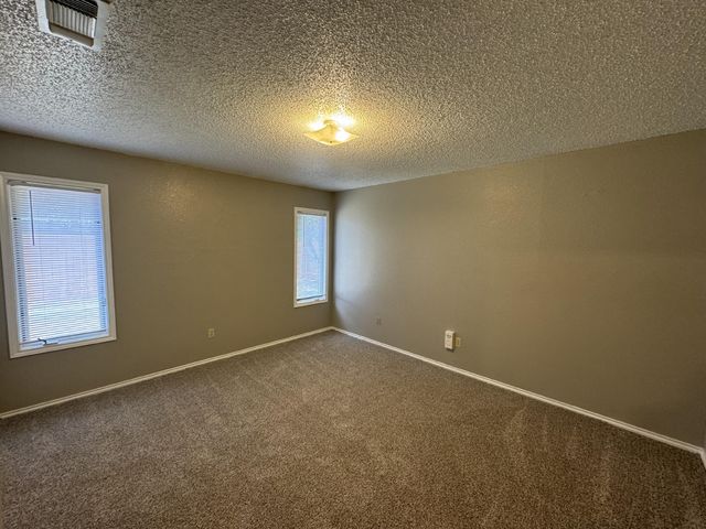 6802 4th Street, UNIT B, Lubbock, TX 79416