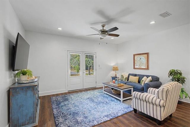 130 Dewberry Street, Dauphin Island, AL 36528