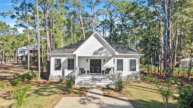 130 Dewberry Street, Dauphin Island, AL 36528