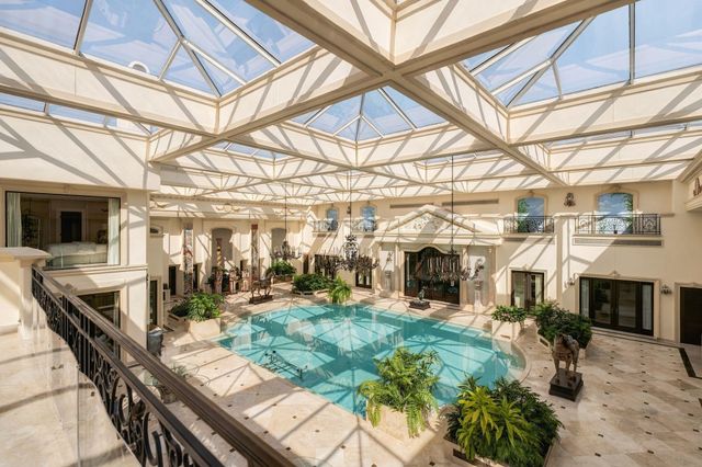 2115 River Oaks Boulevard, Houston, TX 77019