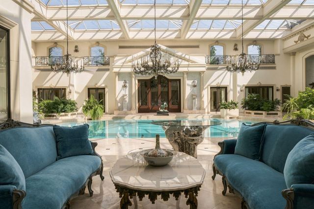 2115 River Oaks Boulevard, Houston, TX 77019