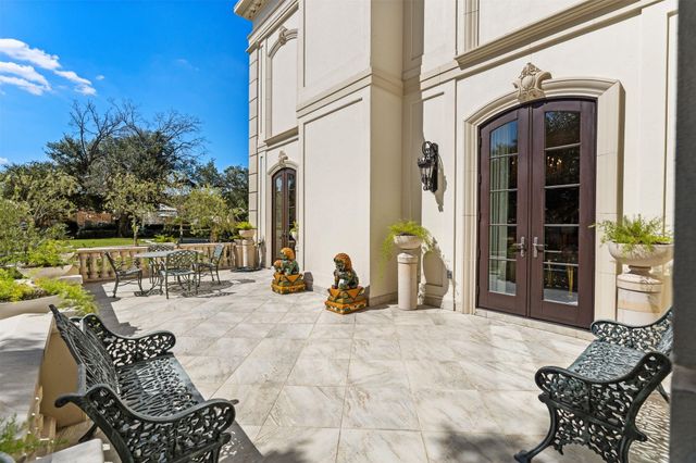 2115 River Oaks Boulevard, Houston, TX 77019