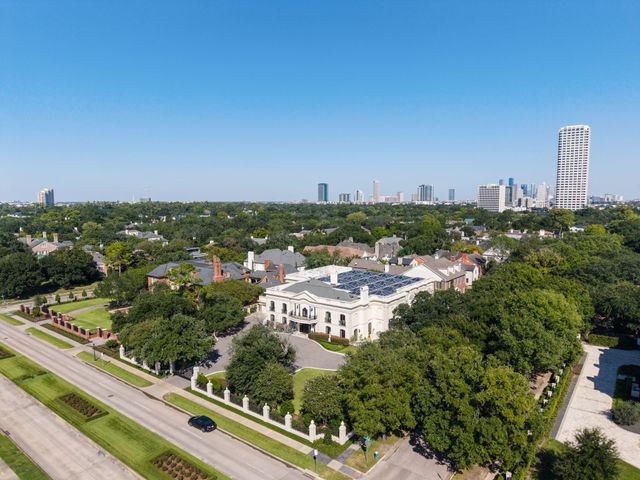 2115 River Oaks Boulevard, Houston, TX 77019