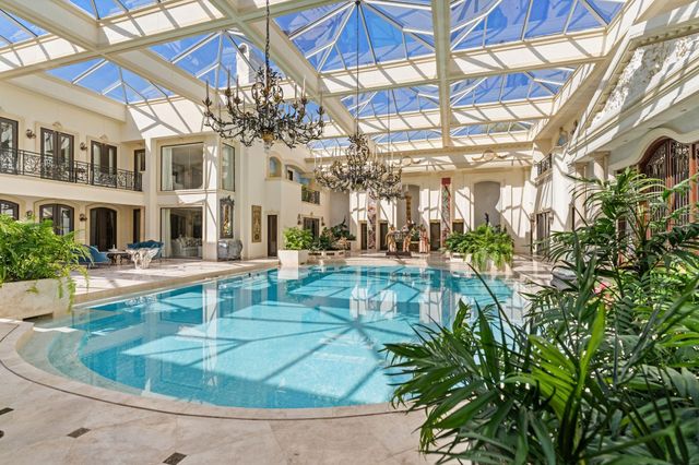2115 River Oaks Boulevard, Houston, TX 77019