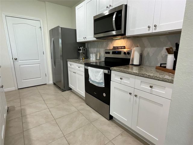 33525 ALWAYS DREAMING COURT, Sorrento, FL 32776