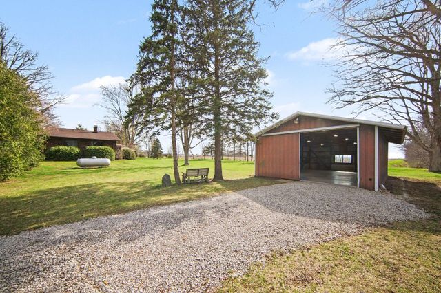 9011 Hiser Road, Milan, MI 48160