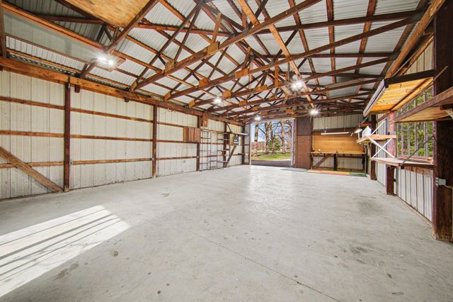 9011 Hiser Road, Milan, MI 48160