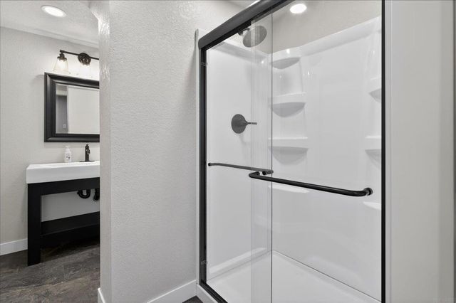 3403 Rownd Street, Cedar Falls, IA 50613