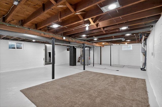 3403 Rownd Street, Cedar Falls, IA 50613