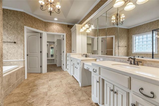 5303 W 124th Court, Overland Park, KS 66209