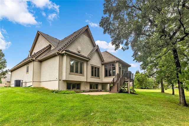 5303 W 124th Court, Overland Park, KS 66209