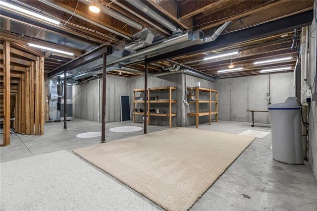 5303 W 124th Court, Overland Park, KS 66209