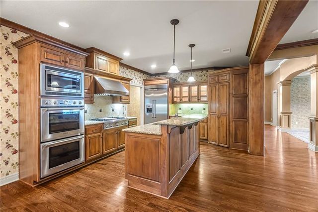 5303 W 124th Court, Overland Park, KS 66209