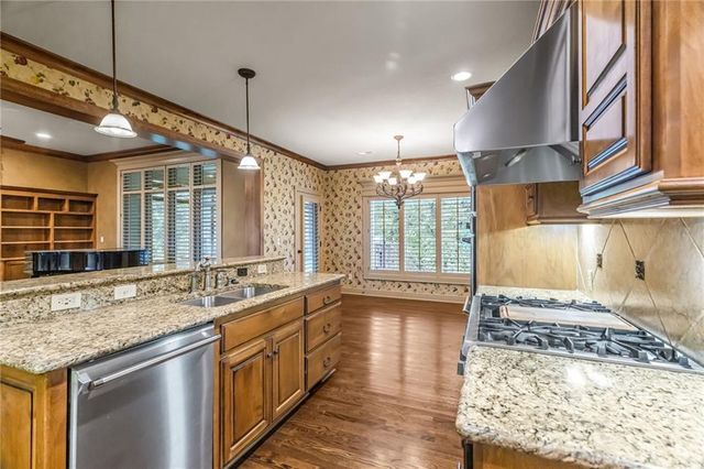 5303 W 124th Court, Overland Park, KS 66209
