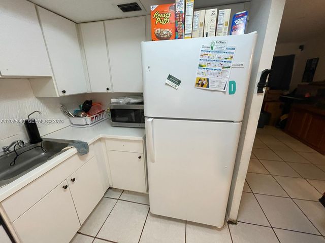 5813 NW 21st Street 20C, Lauderhill, FL 33313
