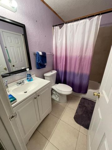 5813 NW 21st Street 20C, Lauderhill, FL 33313