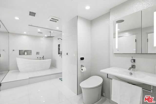 10501 Wilshire Boulevard 1007, Los Angeles, CA 90024