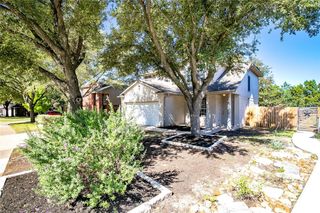 3772 Top Rock LN, Round Rock, TX 78681