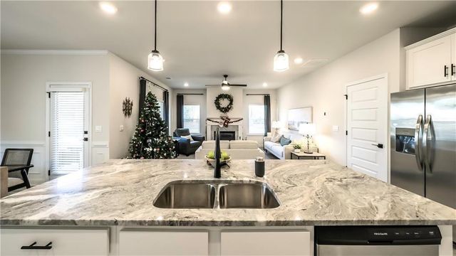 213 Laney Drive, Carrollton, GA 30117